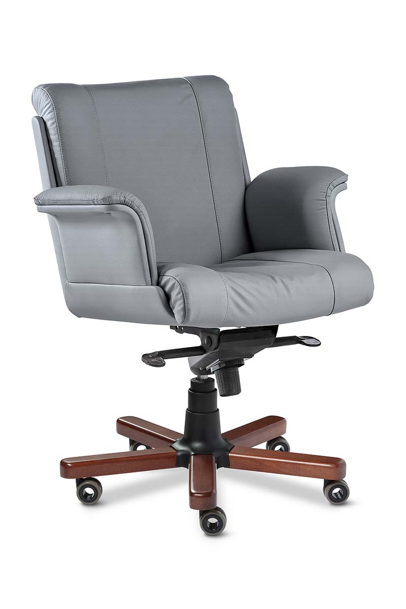 Кресло для руководителя Multi Office Master Luxe B