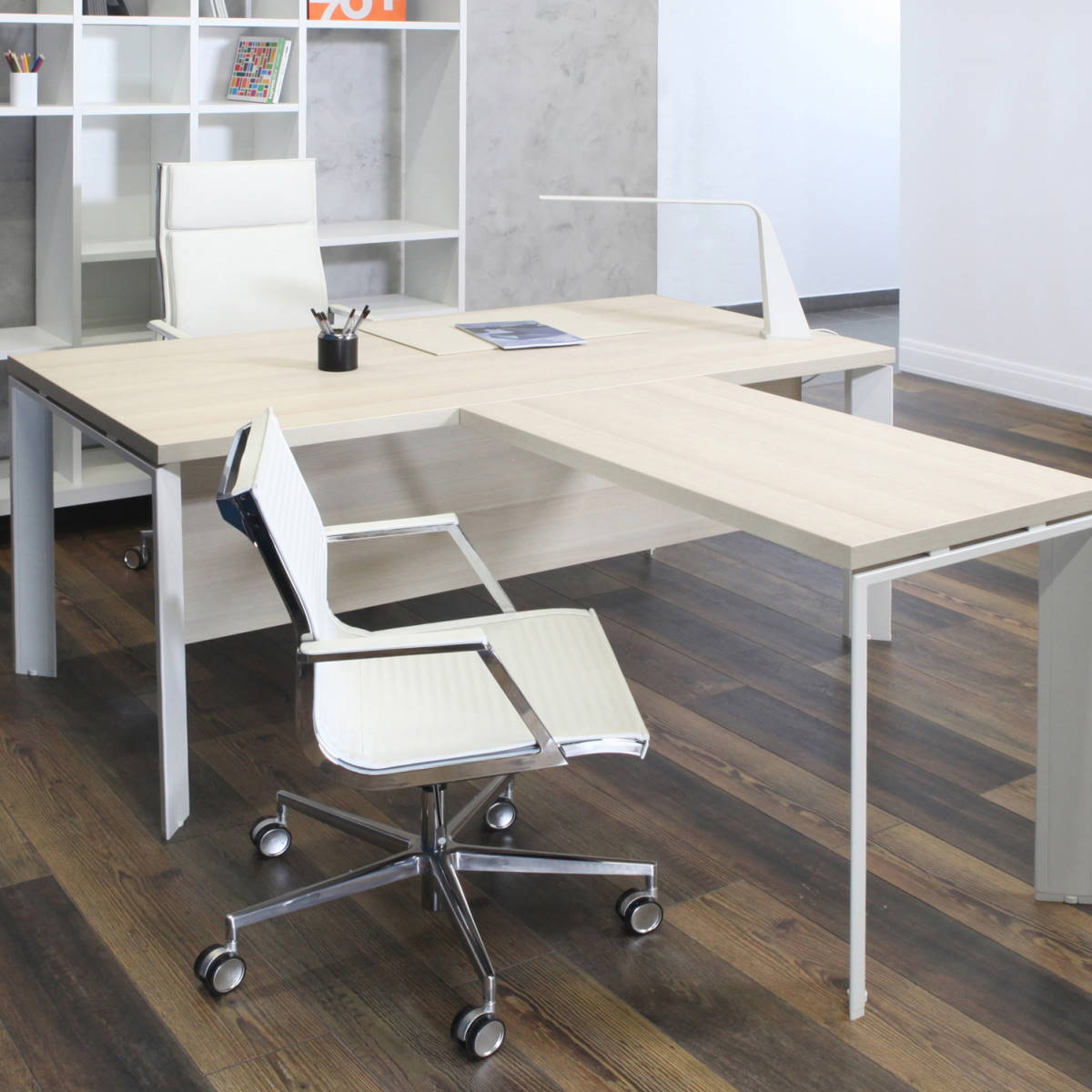 Стол руководителя с брифингом Fermo Metal FE160 + FEE100