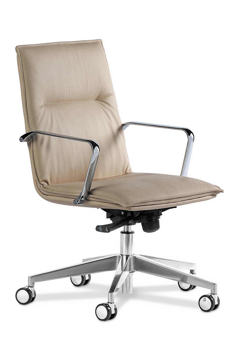 Кресло для руководителя Multi Office Epsilon S-Line B
