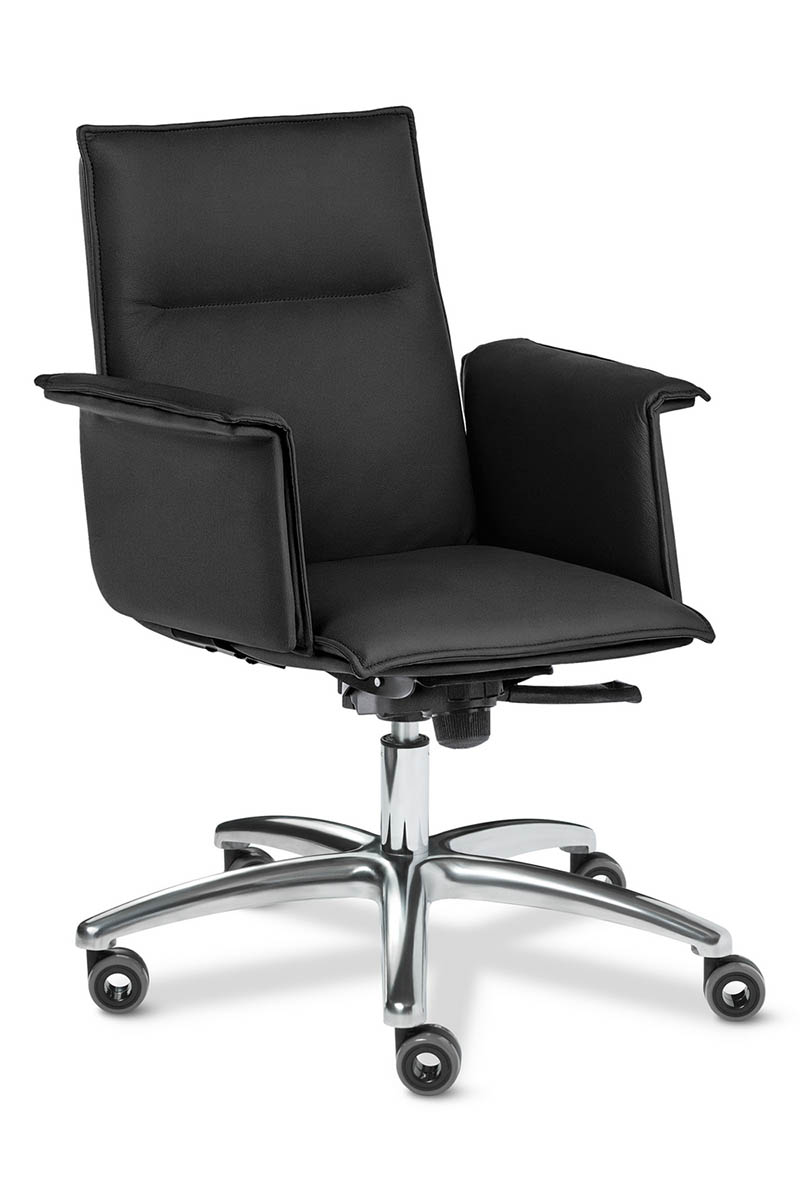 Кресло для руководителя Multi Office Epsilon Luxе B