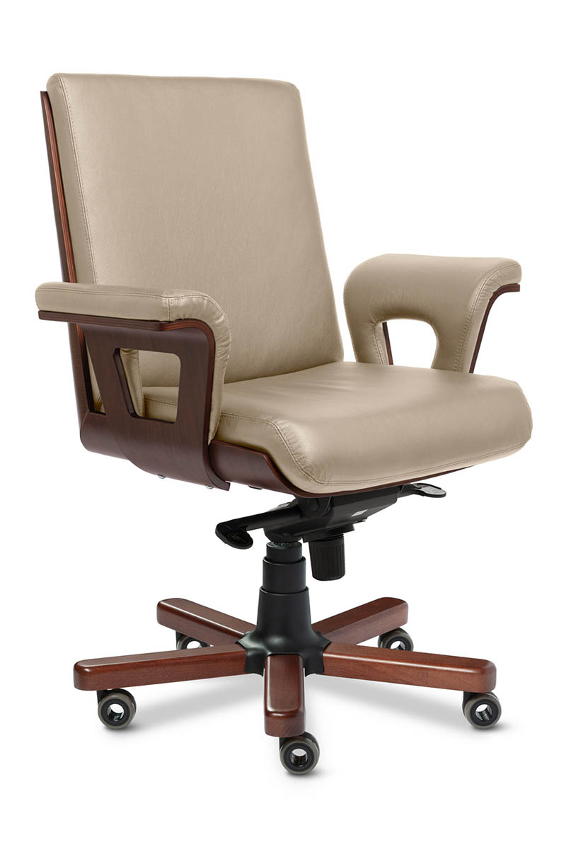 Кресло для руководителя Multi Office Cadis B