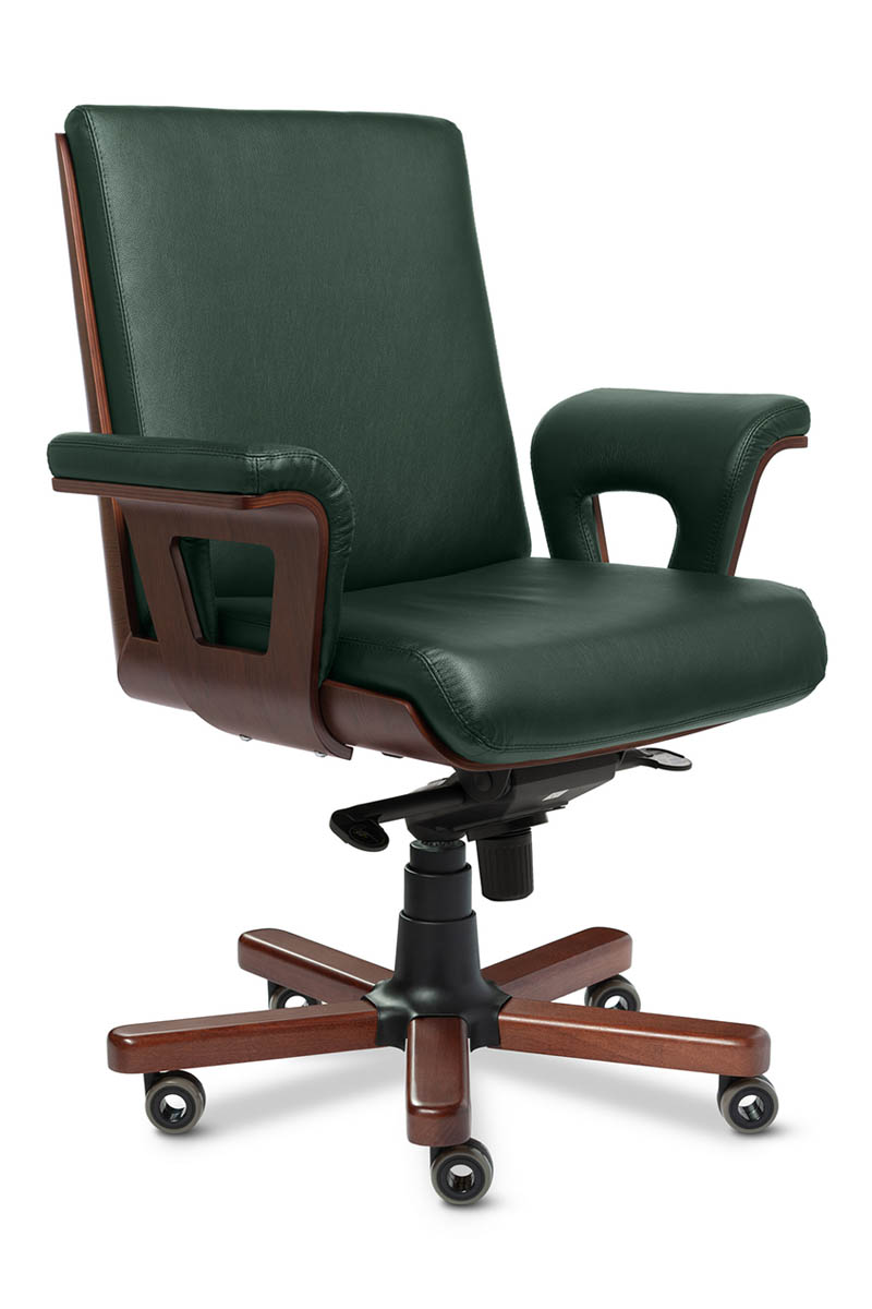 Кресло для руководителя Multi Office Cadis B